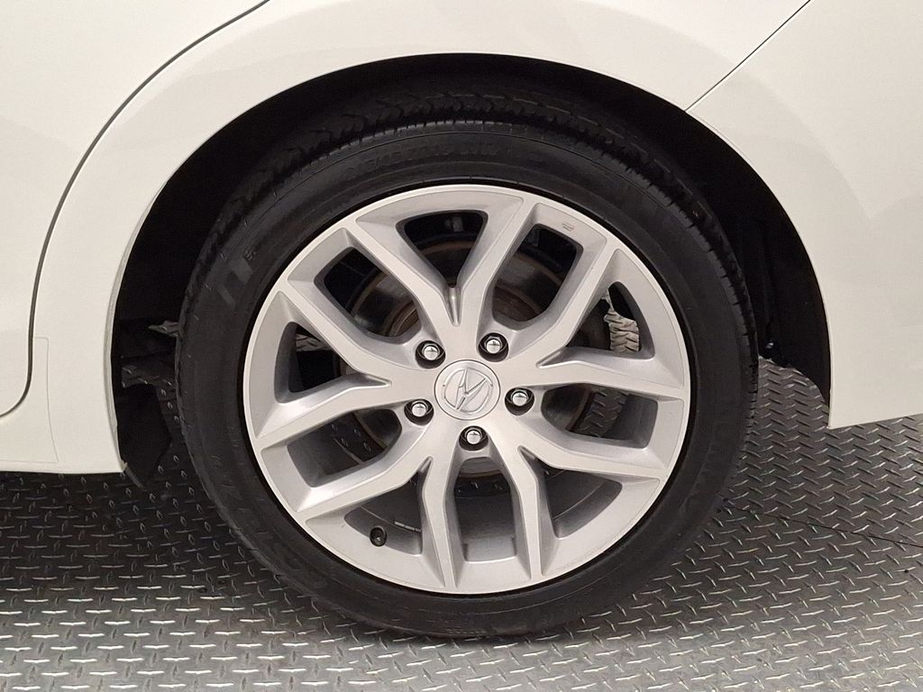 2019 Acura ILX  7