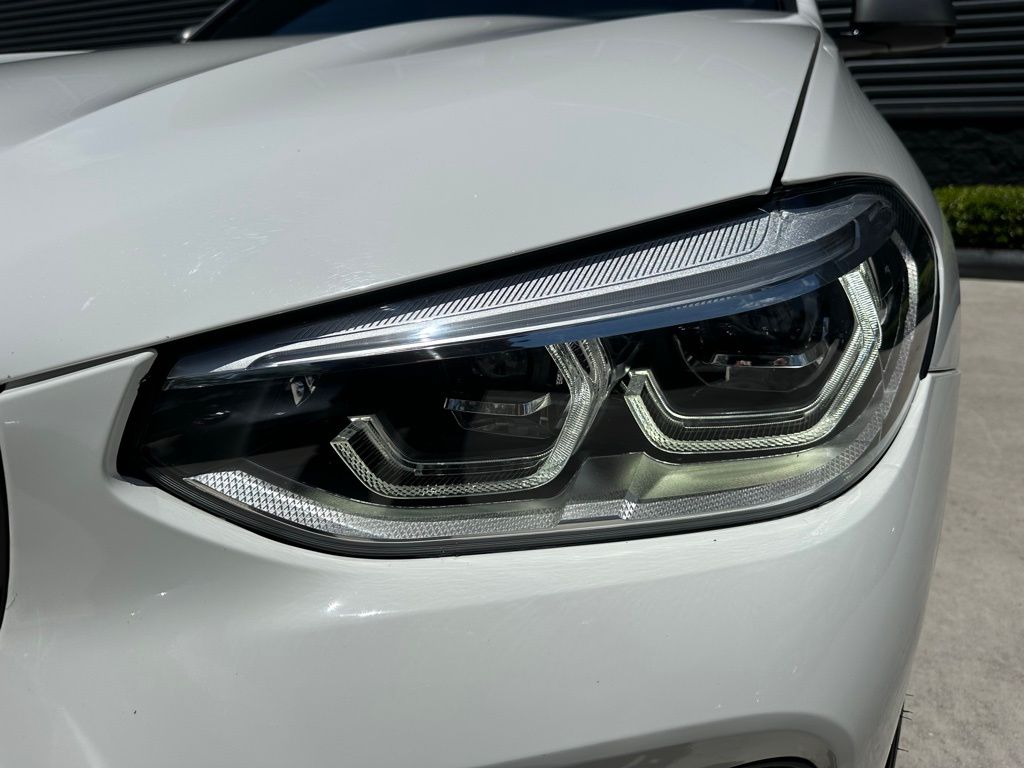 Thumbnail: 2019 BMW X4 - 13