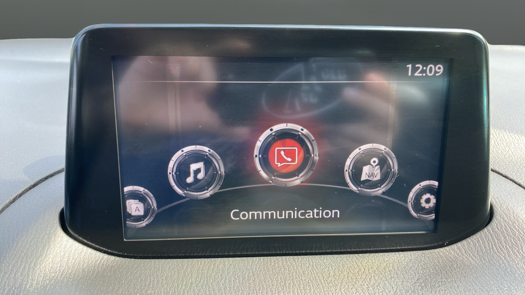 Used 2018 Deep Crystal Blue Mica Mazda Touring image 15