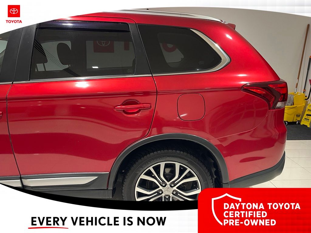 Used 2017 Mitsubishi Outlander SUV