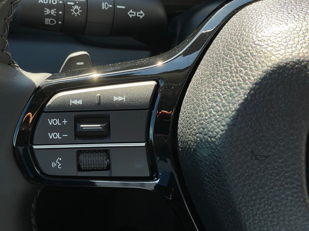 Thumbnail: 2025 Honda Pilot - 15