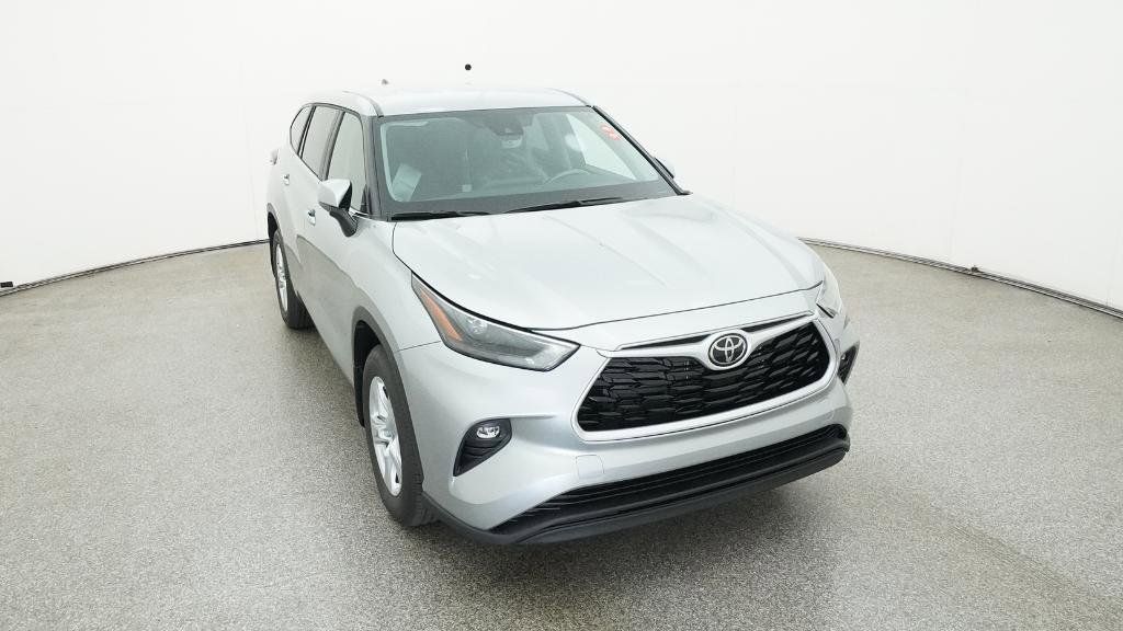 Thumbnail: 2025 Toyota Highlander - 15