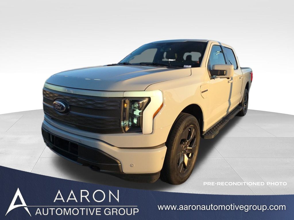 2023 Ford F-150 Lightning Lariat SuperCrew AWD