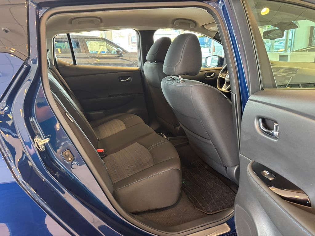 2024 Nissan Leaf SV Plus