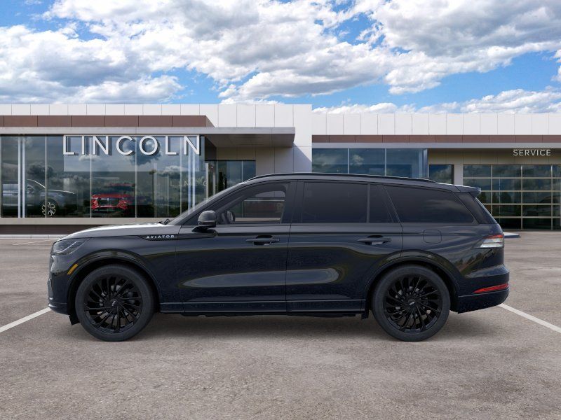 Thumbnail: 2026 Lincoln Aviator - 3