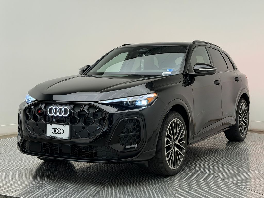 Thumbnail: 2026 Audi SQ5 - 3
