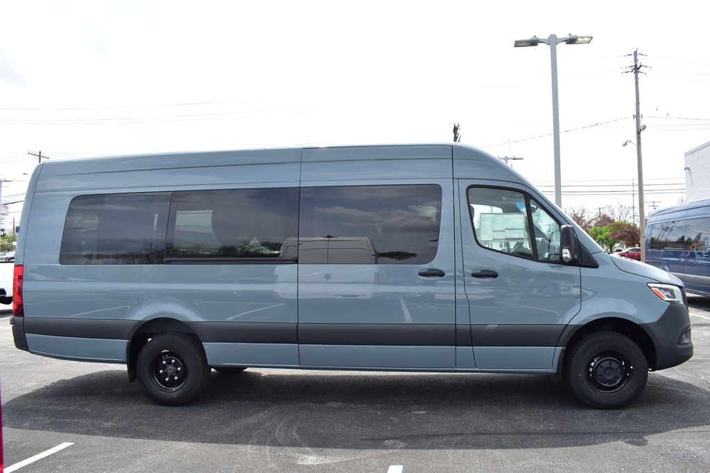 2024 Mercedes-Benz Sprinter 3500 7