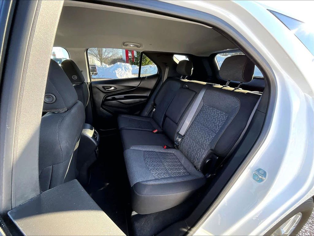 2023 Chevrolet Equinox — photo 14