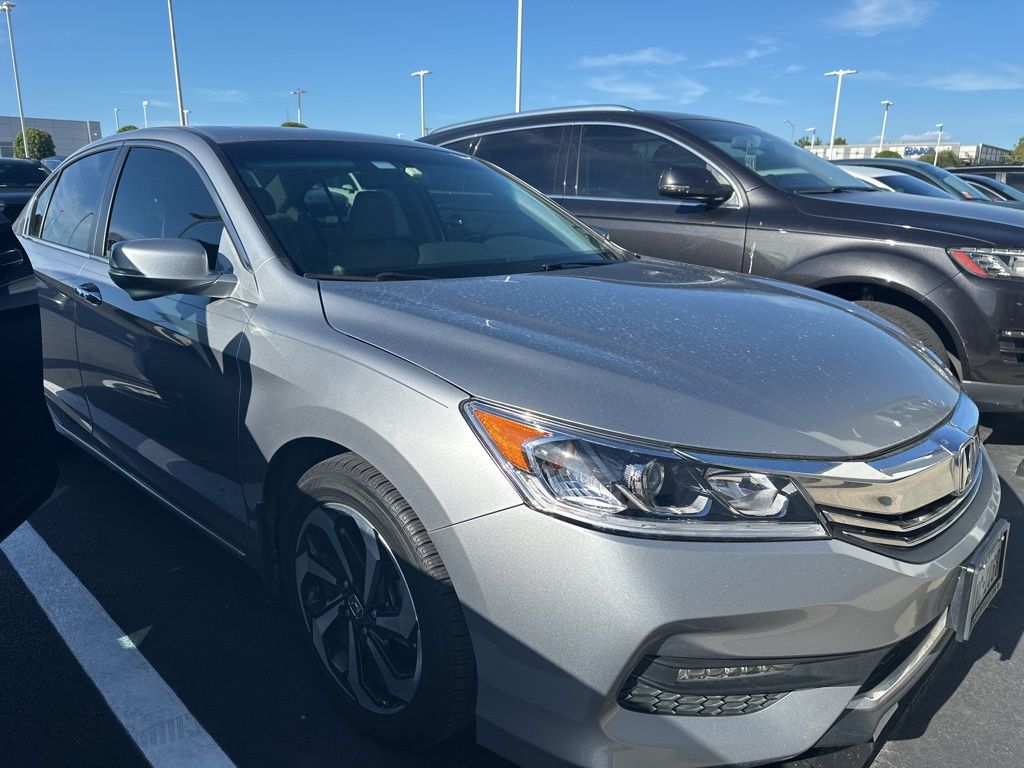 Thumbnail: 2017 Honda Accord - 3
