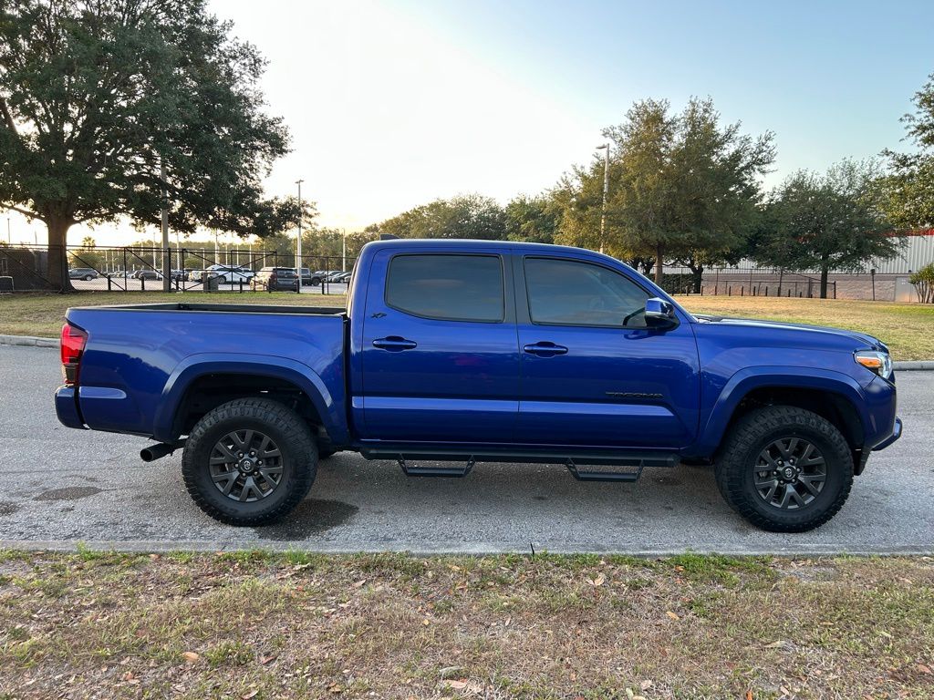 2023 Toyota Tacoma SR5 6