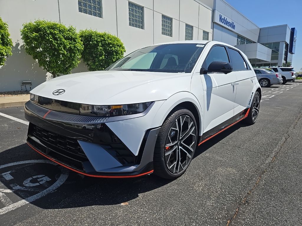 2025 Hyundai Ioniq 5 SE 2