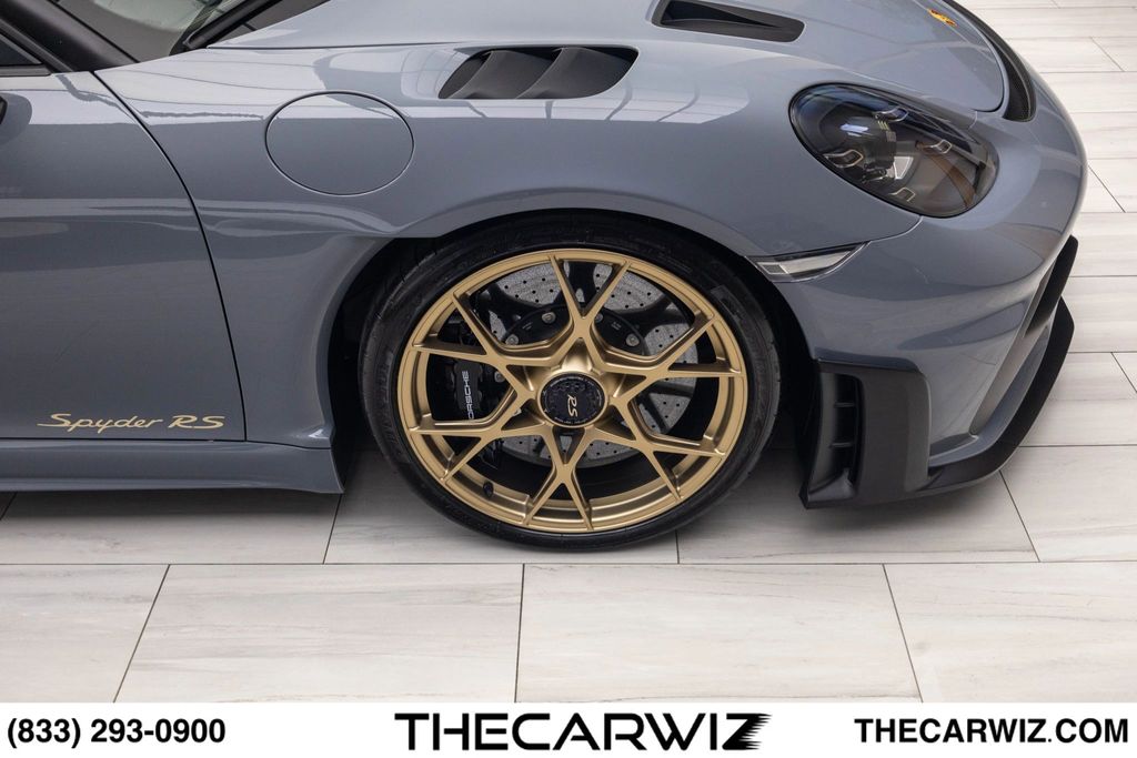 2024 Porsche 718 Spyder RS - Photo 29