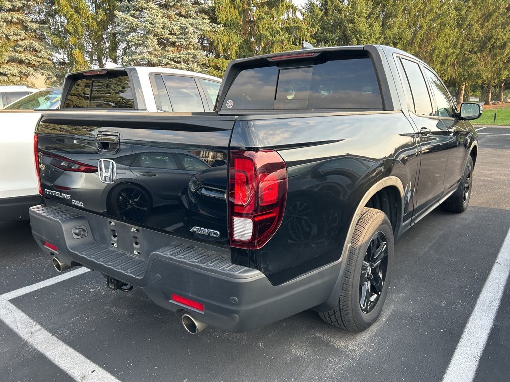 Thumbnail: 2023 Honda Ridgeline - 3