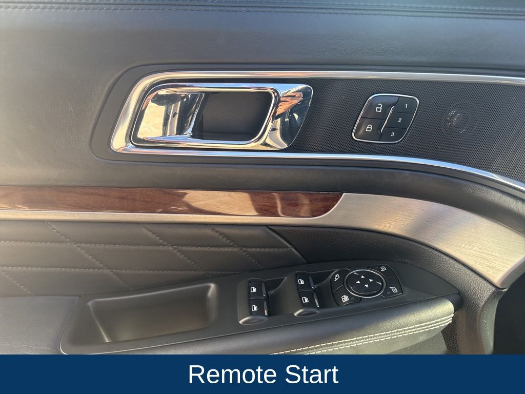 2017 Ford Explorer Platinum