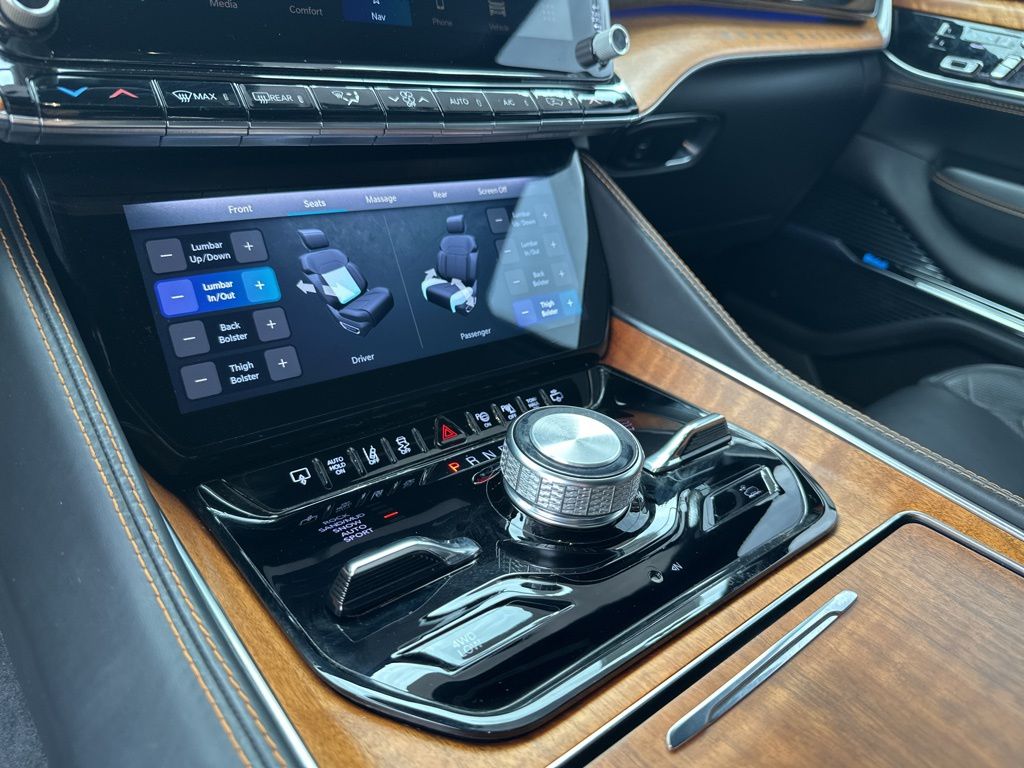 Used Car 2022 Jeep Grand Wagoneer  Series Iii For Sale Under $60,000 In Austin, Texas