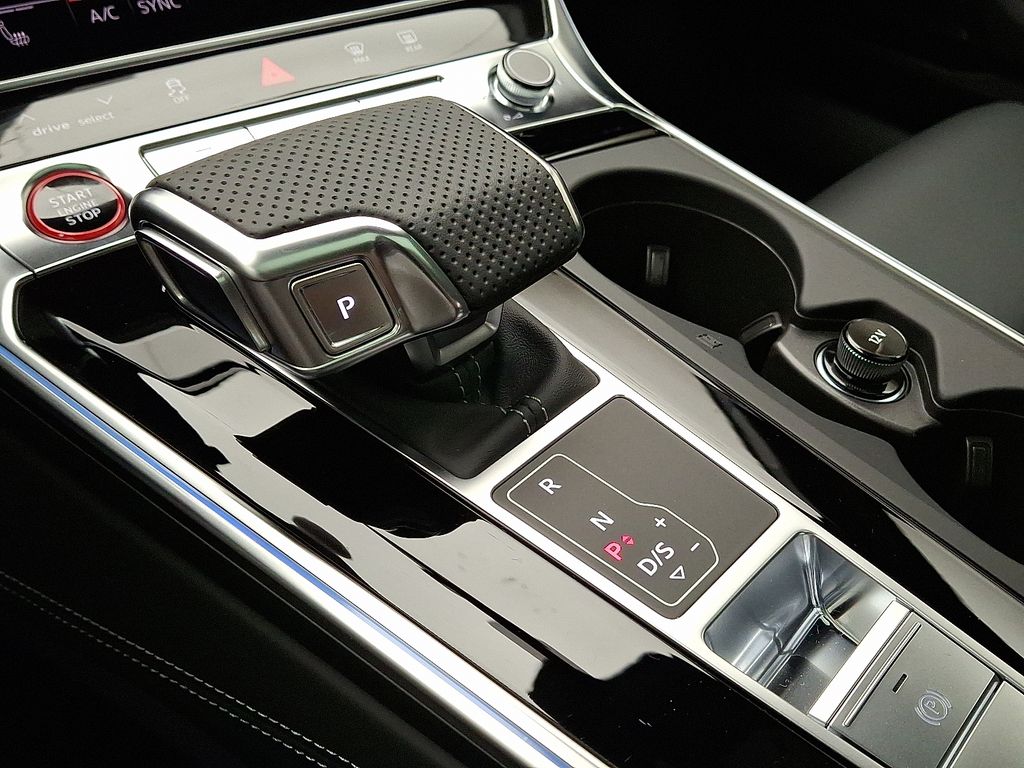 2025 Audi S6  11