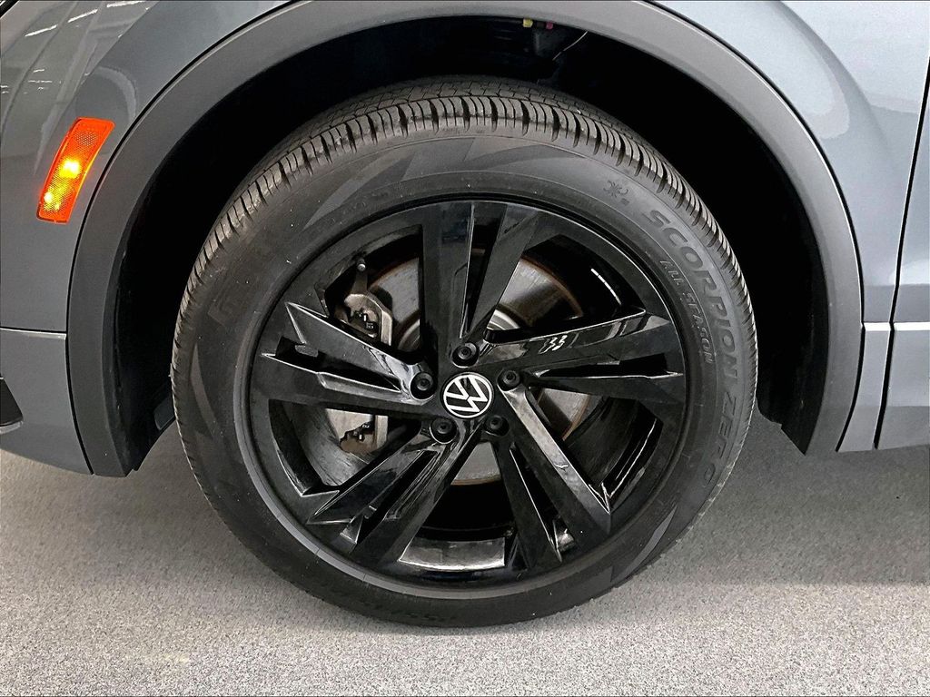2024 Volkswagen Tiguan — photo 7