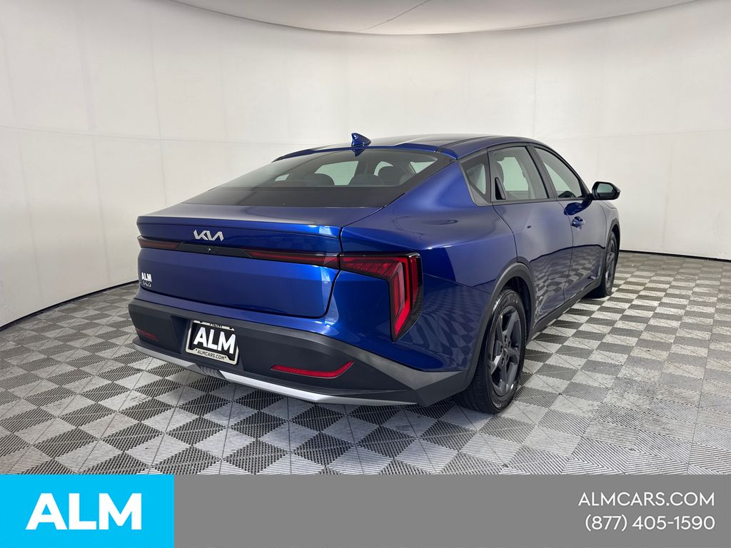 2025 Kia K4 LXS - Photo 7