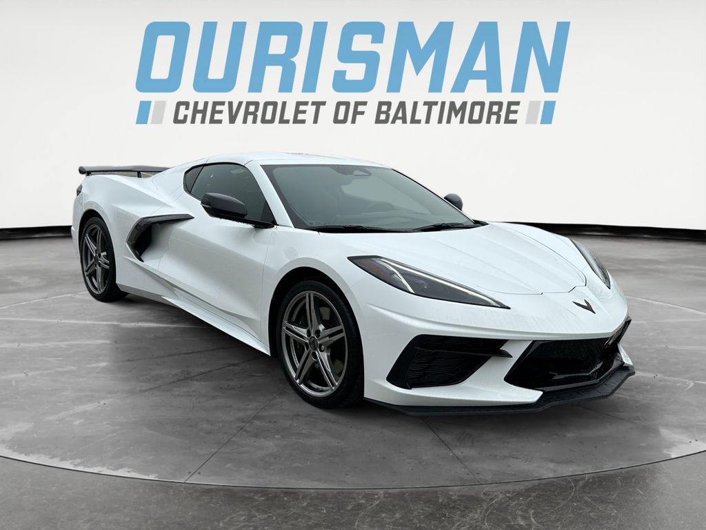 Arctic White 2026 Chevrolet Corvette Stingray 1LT Coupe RWD Coupe Rear-Wheel Drive 8-Speed Dual Clutch