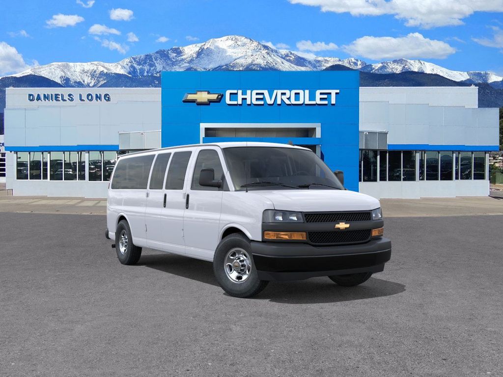 2026 Chevrolet Express 3500 LS Extended RWD