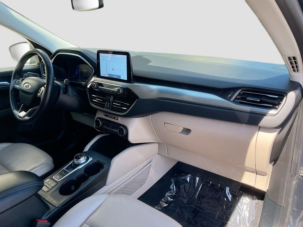Used 2022 Blue Ford Titanium image 30
