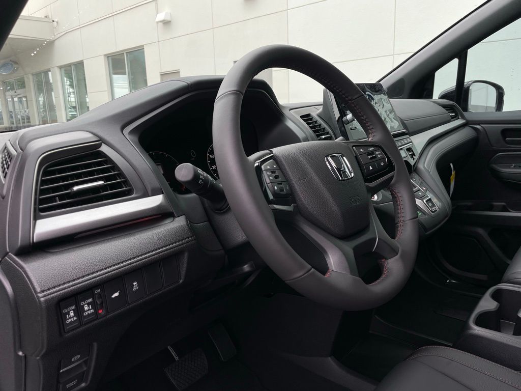 Thumbnail: 2026 Honda Odyssey - 28