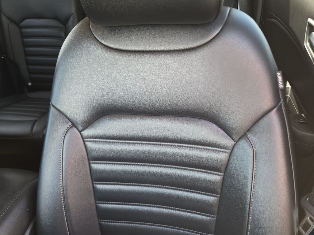2022 Ford Edge SEL Silver at Autostrade