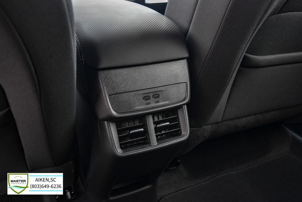 2026 Chevrolet Equinox LT - Photo 21