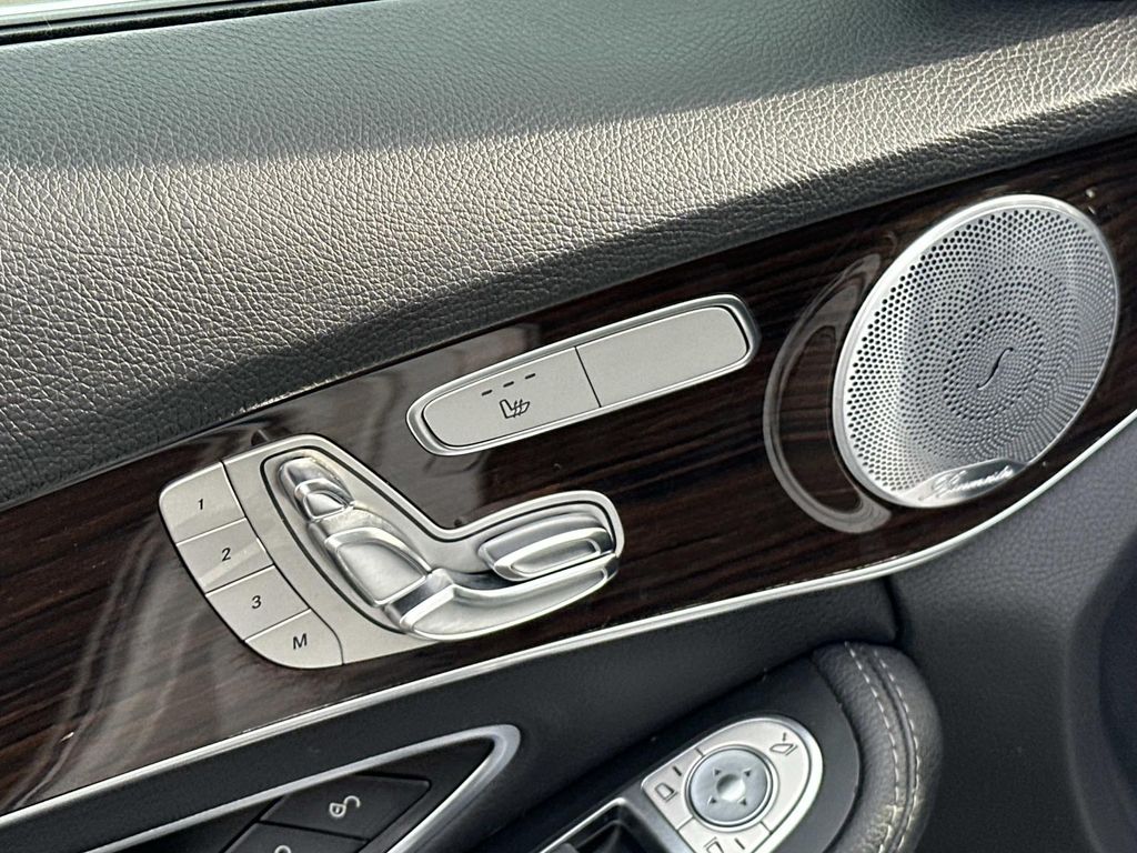 Thumbnail: 2019 Mercedes-Benz C-Class - 30