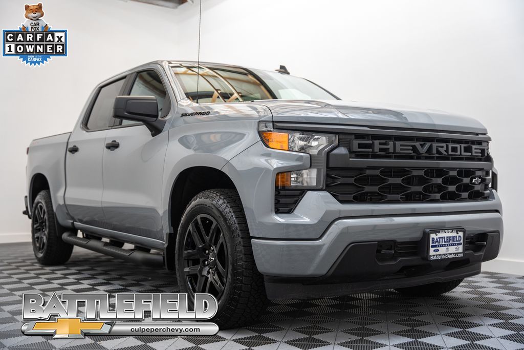 Slate Gray Metallic 2025 Chevrolet Silverado 1500 Pickup Truck Four-Wheel Drive 8-Speed Automatic