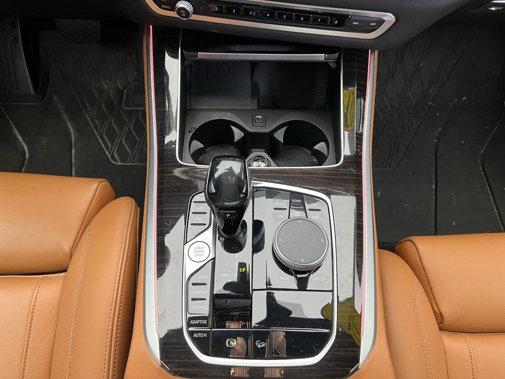 Thumbnail: 2021 BMW X5 - 13