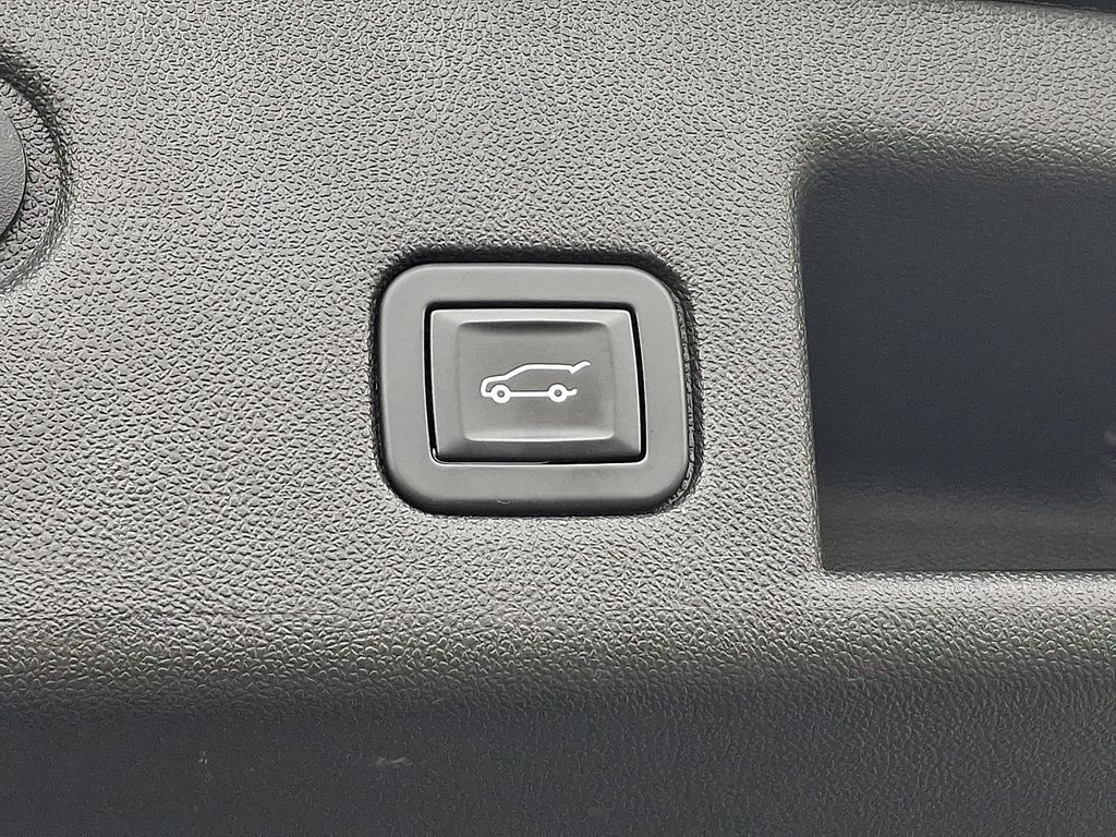 Thumbnail: 2019 Chevrolet Equinox - 31