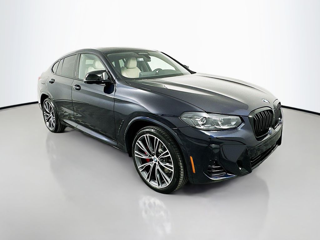 Thumbnail: 2025 BMW X4 - 3