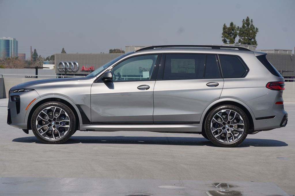 2024 BMW X7 xDrive40i 4