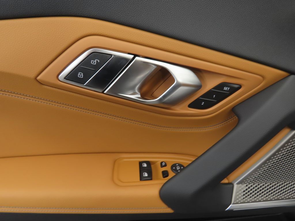 Thumbnail: 2026 BMW Z4 - 29