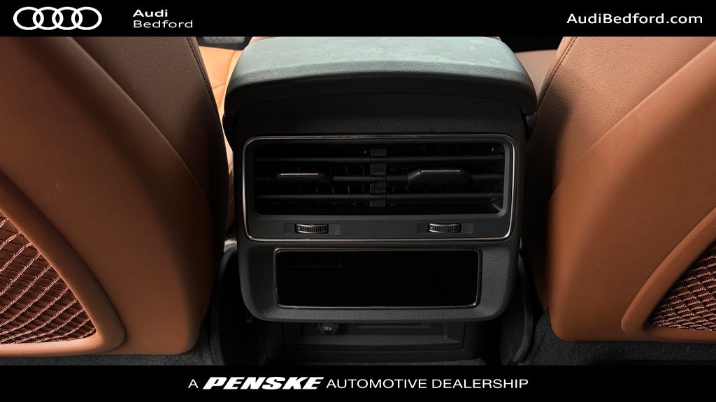 Thumbnail: 2024 Audi Q7 - 24