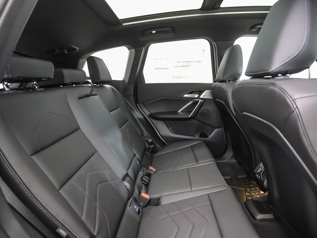 Thumbnail: 2025 BMW X1 - 27