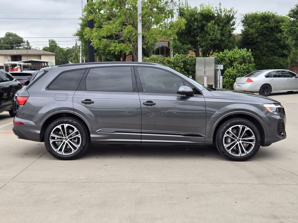 used 2025 Audi Q7 car, priced at $49,941