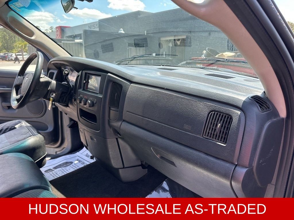 2005 Mineral Gray Metallic Clearcoat Dodge Ram 2500 ST RWD Truck