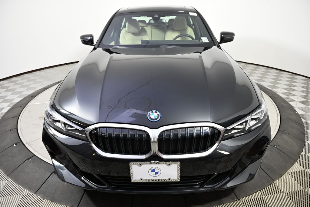 Thumbnail: 2023 BMW 3 Series - 8