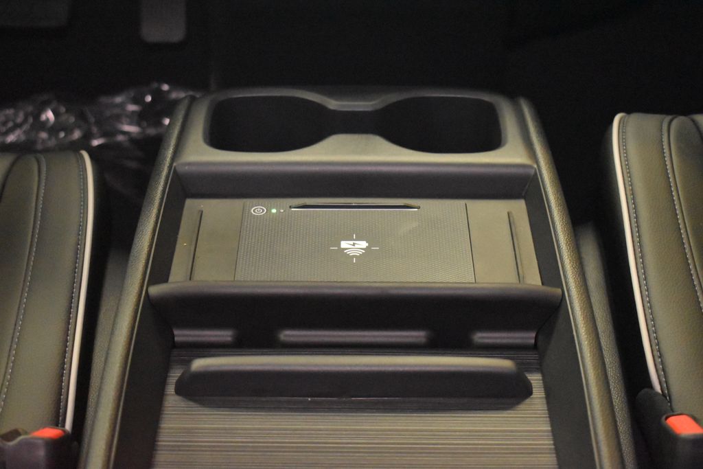 Thumbnail: 2026 Honda Odyssey - 13