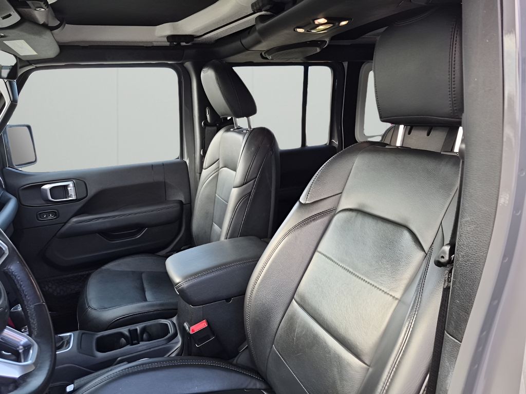 Used Car 2020 Jeep Wrangler  Unlimited Sahara For Sale Under $30,000 In Austin, Texas