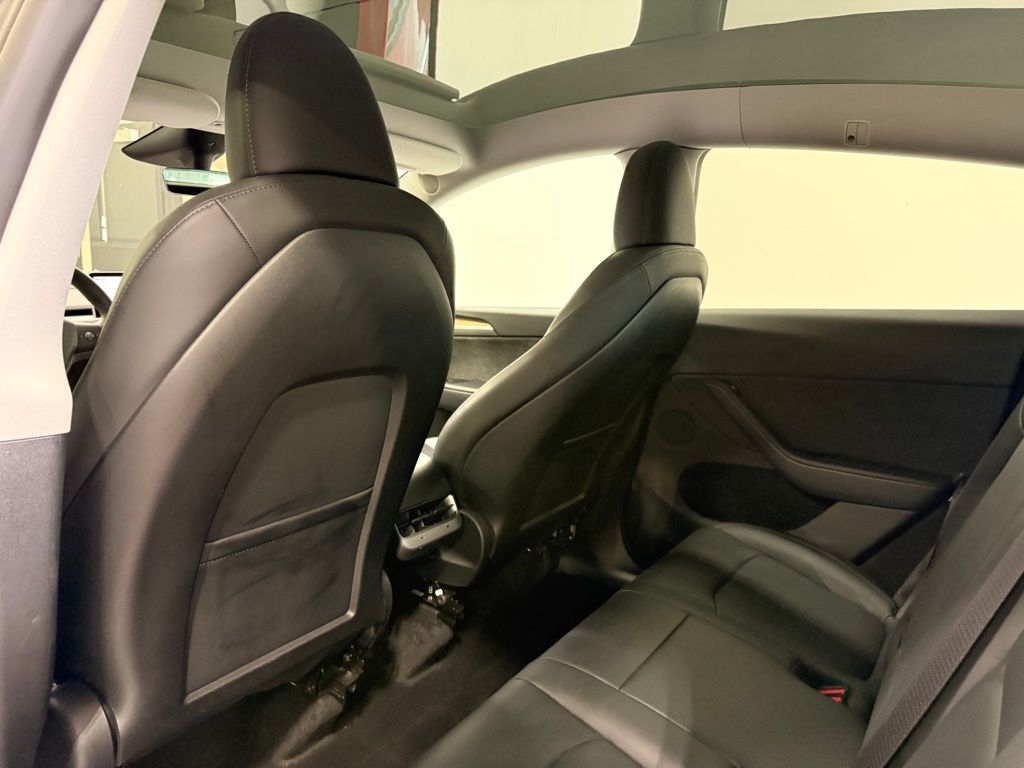 Thumbnail: 2024 Tesla Model Y - 18