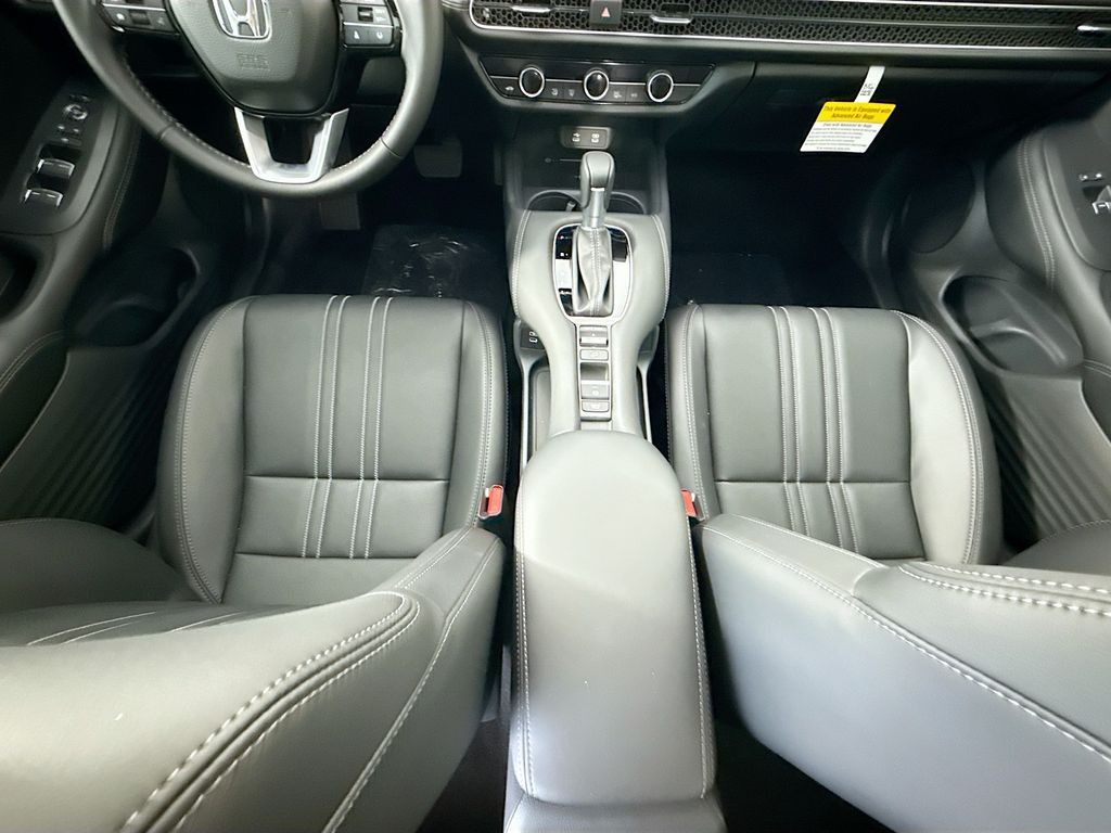 Thumbnail: 2026 Honda HR-V - 17