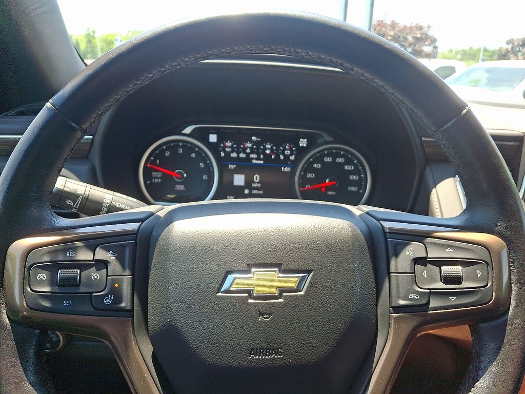 2021 Chevrolet Suburban High Country 21