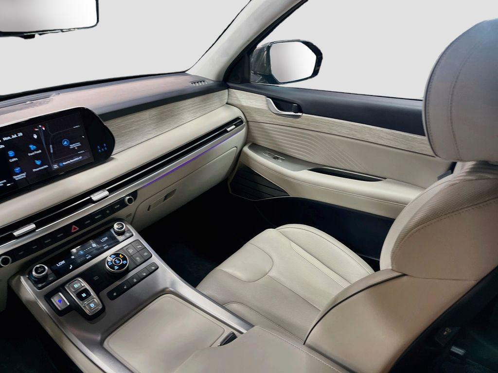 Used 2023 Gray Hyundai Calligraphy image 25