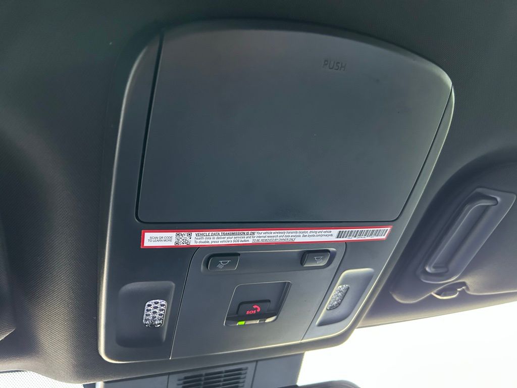 Thumbnail: 2025 Toyota Camry - 30