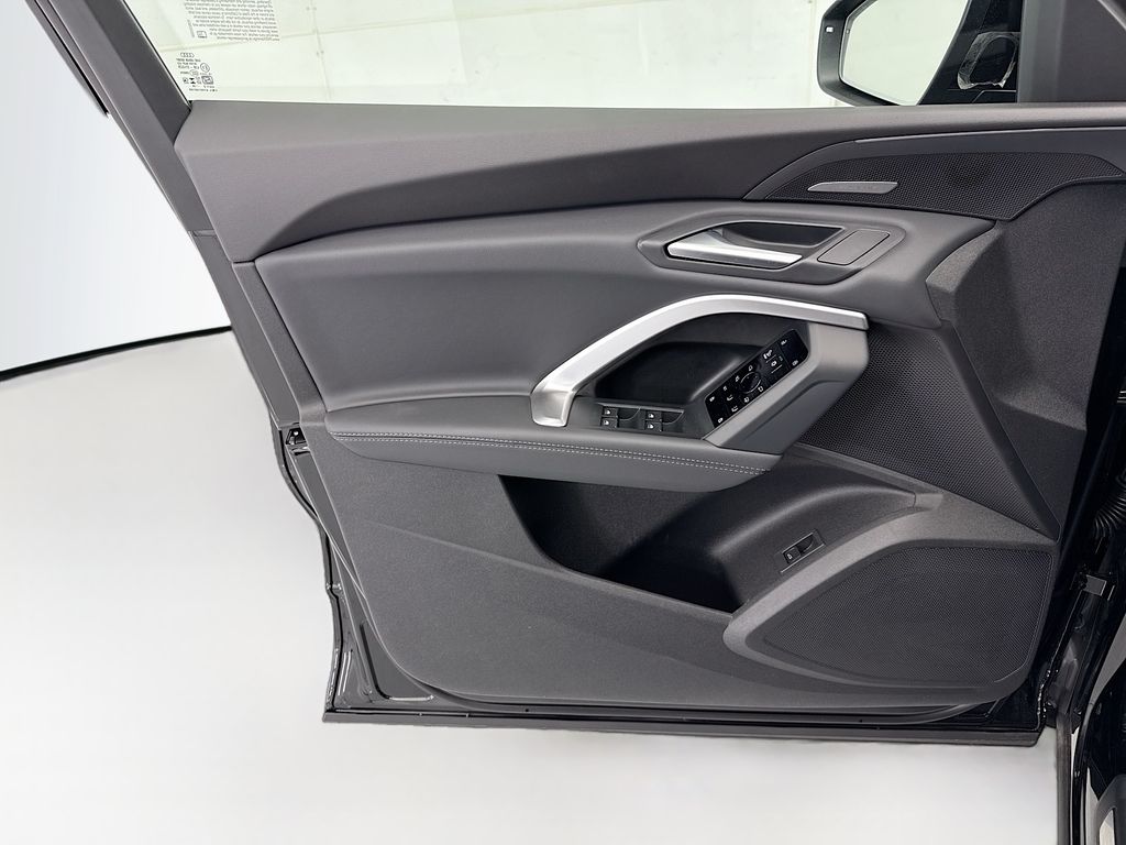 Thumbnail: 2026 Audi Q5 - 23