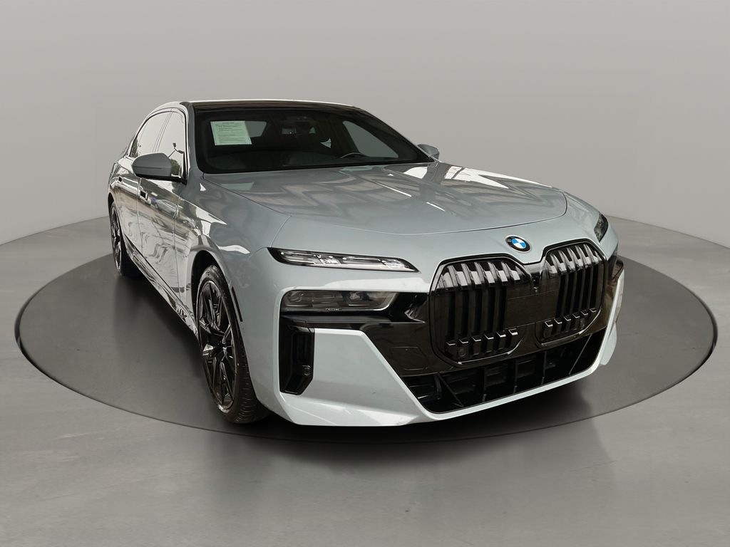 2023 BMW 7 Series 760i xDrive AWD