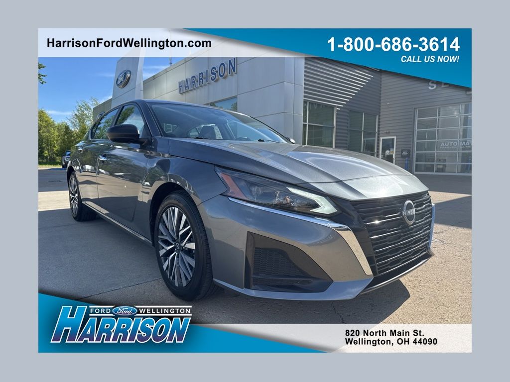 Gray (Gun Metallic) 2025 Nissan Altima Sedan Front-Wheel Drive Continuously Variable Transmission